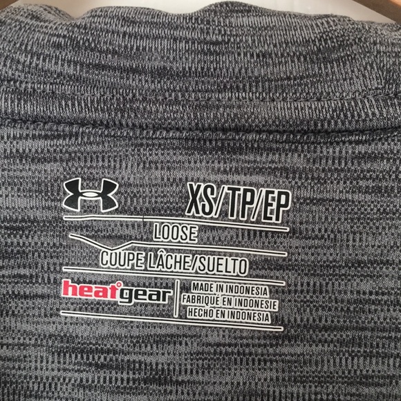 Under Armour Women’s Lightweight Gray Hoodie - Picture 4 of 4